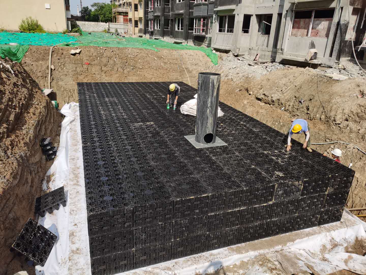 金鳳梧桐華苑雨水收集回用系統(tǒng)簽約并施工3